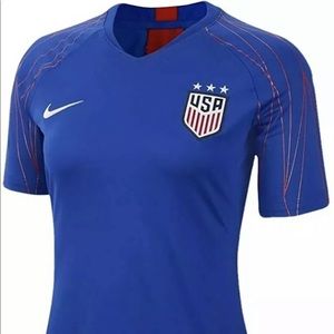 *worn once-like new* Women Nike USA 3-Stars Dry-Fit Soccer Jersey